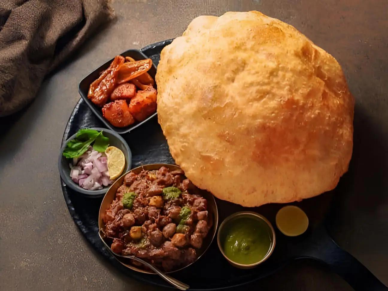 Chola Poori